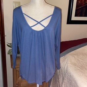 🫶🏼Rue 21 size Large blue shirt material top